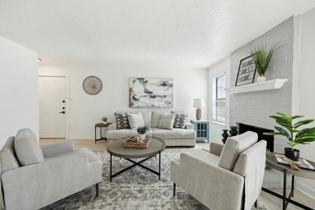 Building Photo - Brookbend