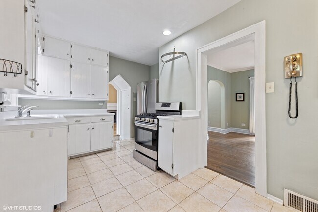 Foto del edificio - 606 Elm St