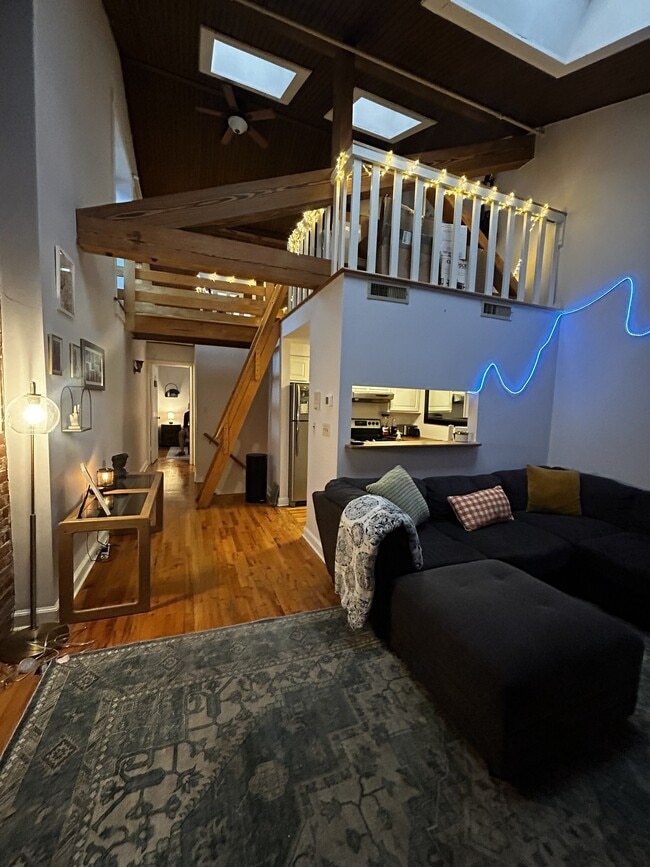 Building Photo - 134 Washington St