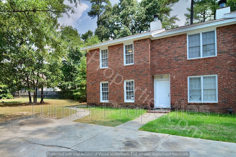 Foto principal - 121 Manorwood Ct