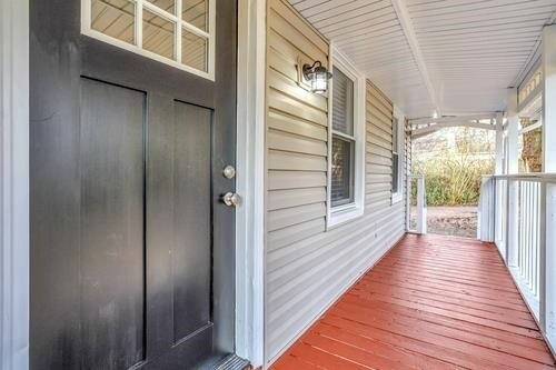 Building Photo - 6075 Hillvale Rd