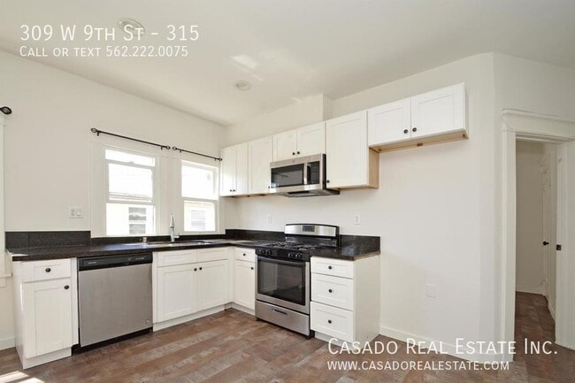 Building Photo - 309 W 9th St