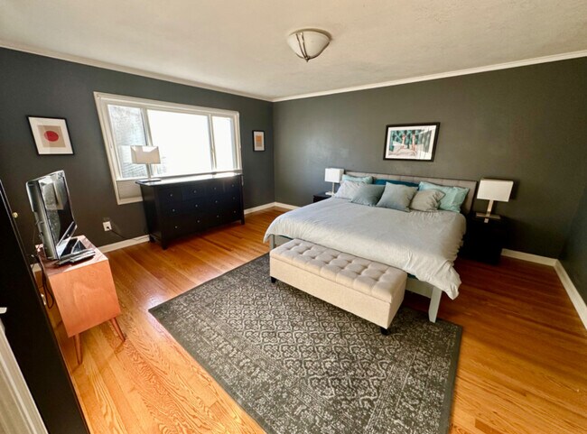 Foto del edificio - 605 SW Moss St