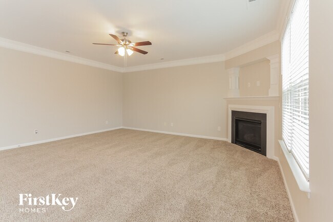 Building Photo - 2925 Berry Creek Rd