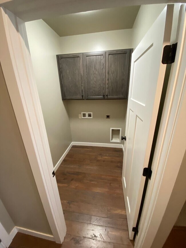 Foto del edificio - Newer Home - 3 Bedroom - 2 Bath - Corvallis