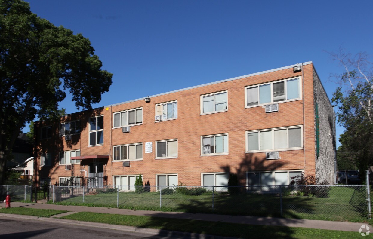 Foto del edificio - 2726 Bloomington Ave S