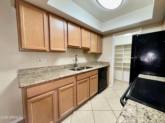 Foto del edificio - 16635 N Cave Creek Rd