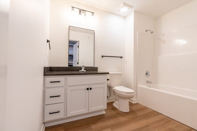 Building Photo - The Delaware: 2-Bedroom Apartment