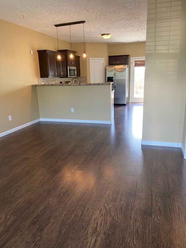 Building Photo - 2319 New Holland Cir