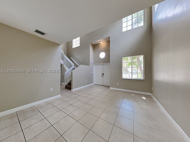 Foto del edificio - 16147 SW 143rd St