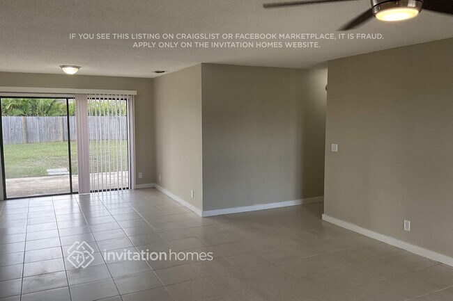 Foto del edificio - 112 La Mancha Ave