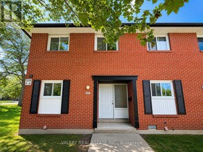Building Photo - 528 Sunnydale Pl