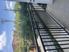 Interior Photo - 915 Glenwood Apartments at Grant Park