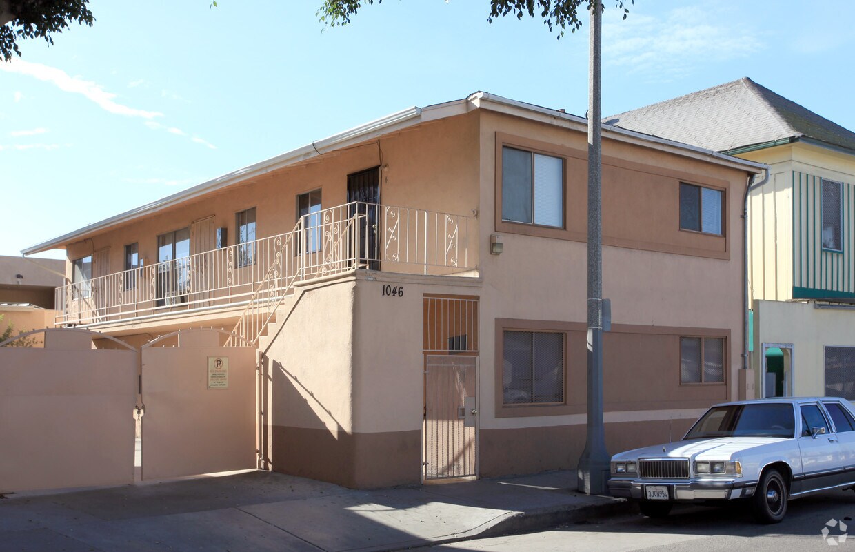 Foto principal - 1046-1048 E 7th