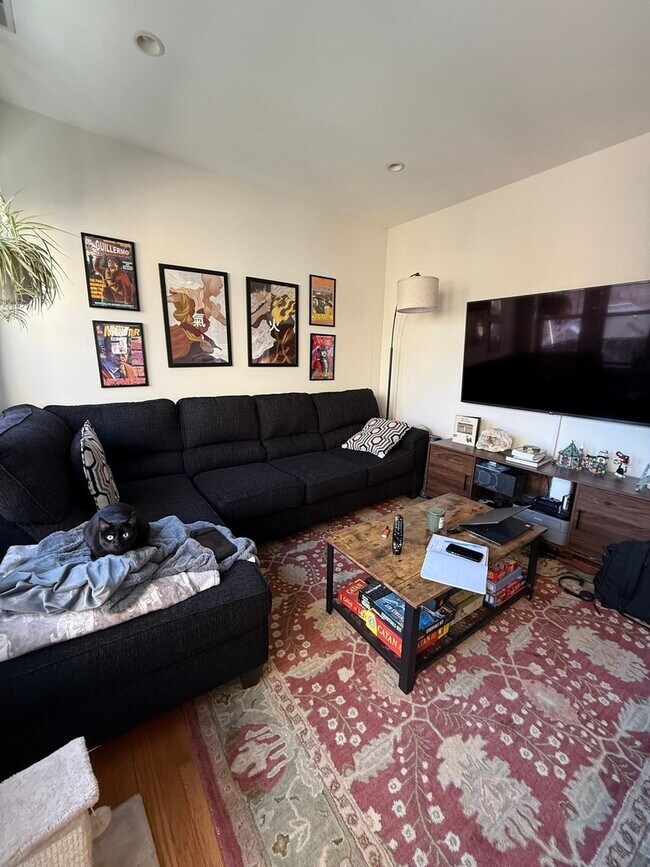 Foto del edificio - 3138 N Seminary Ave