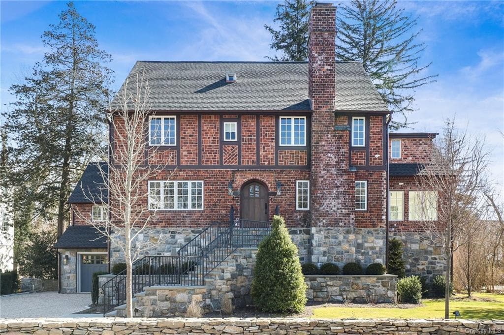 Primary Photo - 40 Mendota Ave