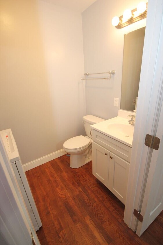Foto principal - 114 S Parke St