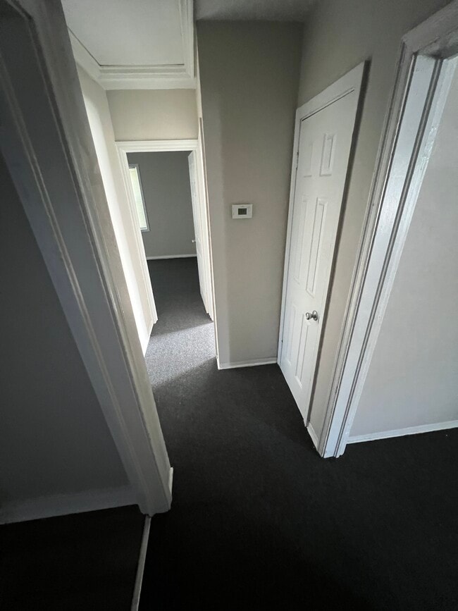 Building Photo - 3614 Norwich St