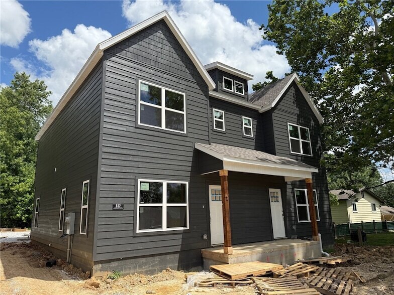 Foto principal - 832 Dockery Ln