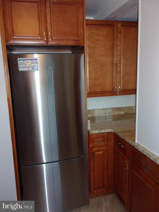 Foto del edificio - 1776 N Troy St