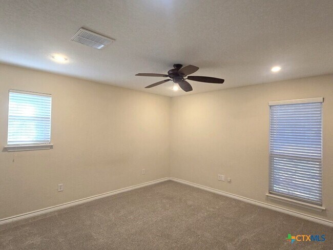 Foto del edificio - 406 Oak St