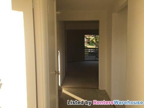 Building Photo - 115 Hapsburg Ct