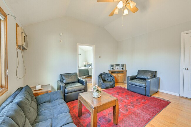 Foto del edificio - 35 Butternut Ln