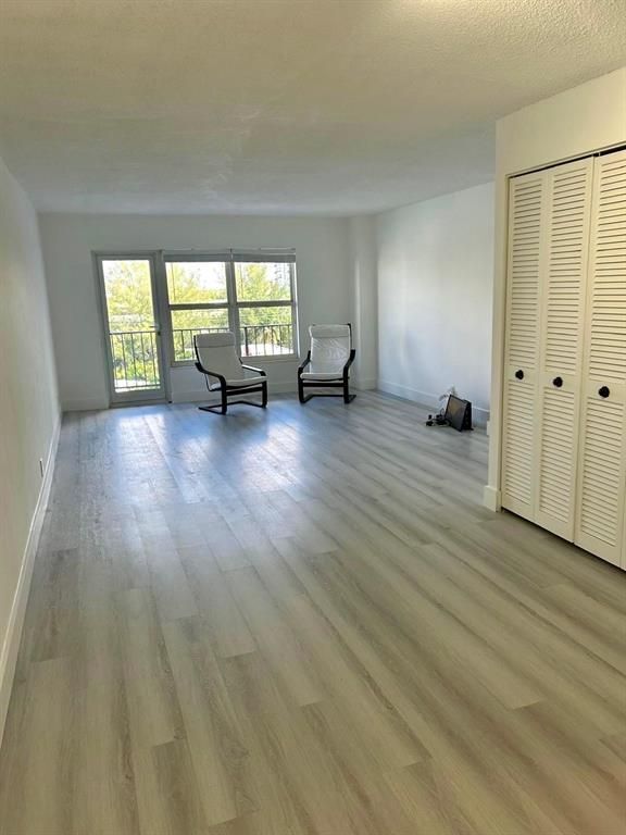 Foto principal - 405 N Ocean Blvd