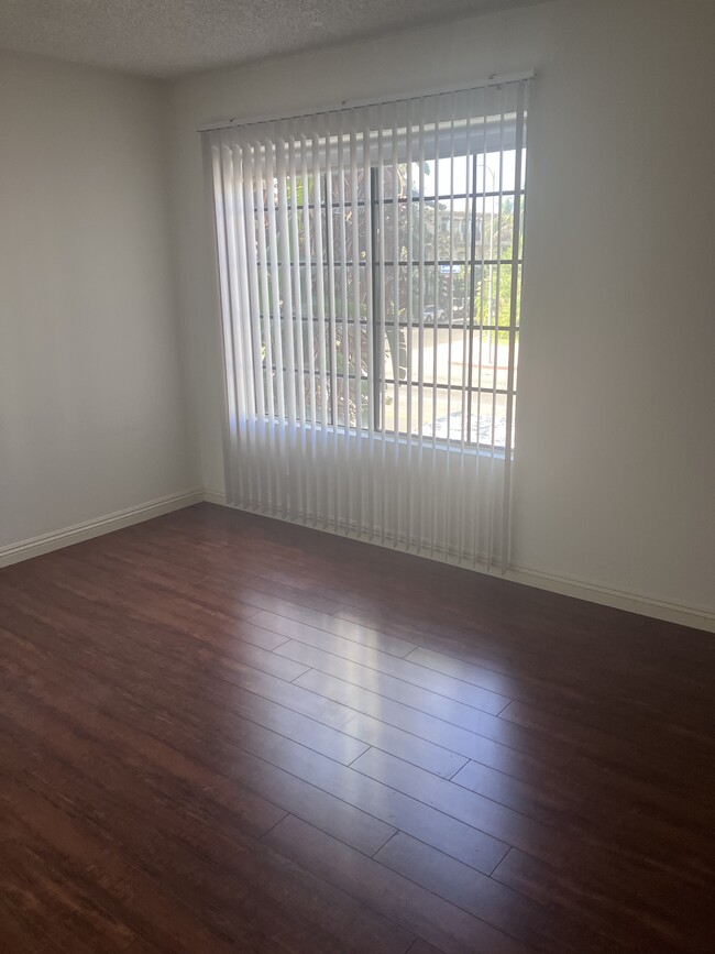 Building Photo - 5000 Laurel Canyon Blvd