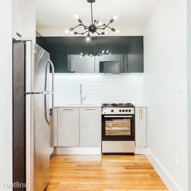 Primary Photo - 2 br, 1 bath Apartment - 12 Ford St Apt 5A