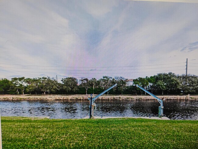 Foto del edificio - 1010 SW 15th St