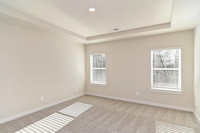 Foto del edificio - 1318 Bluffton Cir