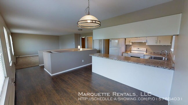Foto del edificio - 920 S Lake St