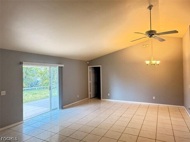 Foto del edificio - 1409 SW 10th St