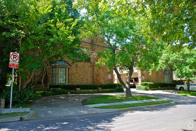 Building Photo - Rosedale Townhomes