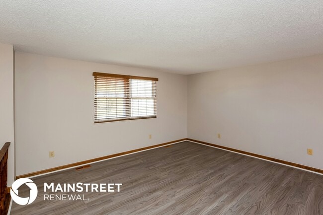 Building Photo - 668 Brushwood Ln