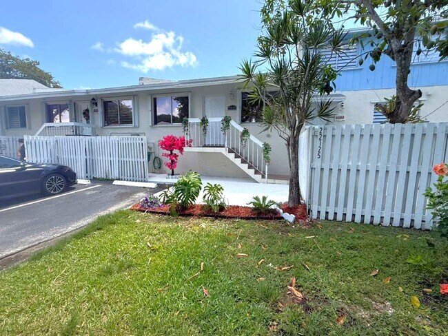 Foto del edificio - 22125 SW 103rd Ct