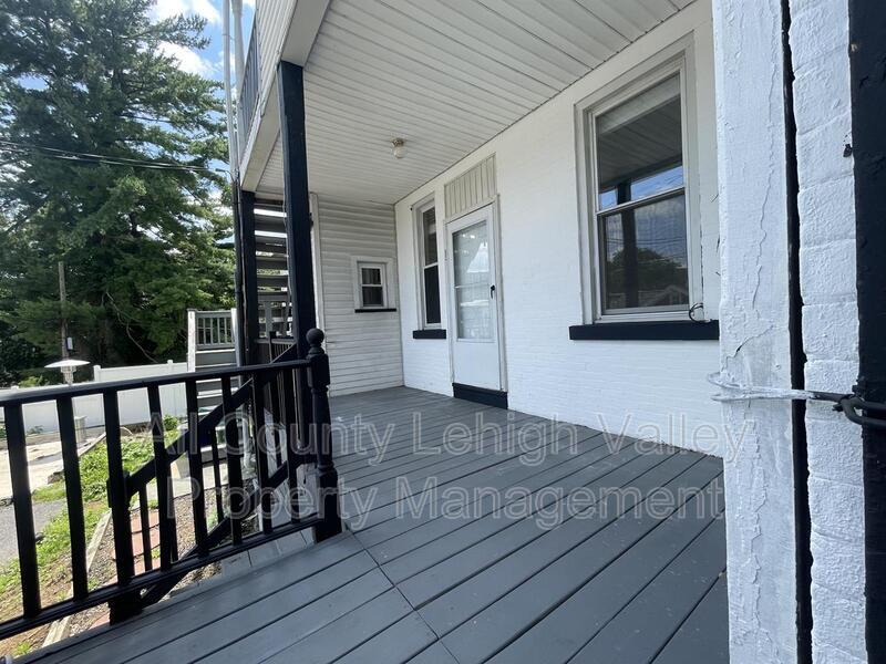 418 W 4th St, Bethlehem, PA 18015 Condo for Rent in Bethlehem, PA