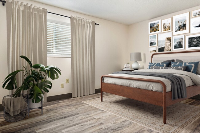 Building Photo - Hilldale Apartments