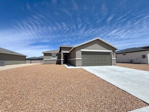 Building Photo - 14361 Star Cactus Ave