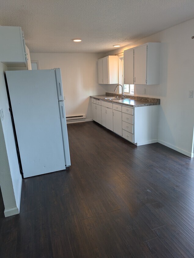 Foto principal - 6623 S Monroe St