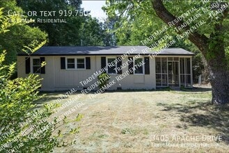 Building Photo - 3405 Apache Dr