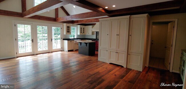 Foto del edificio - 1056 Walker Mill Rd