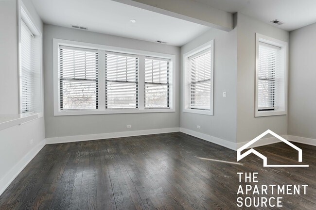 Foto del edificio - 2626 N Rockwell St