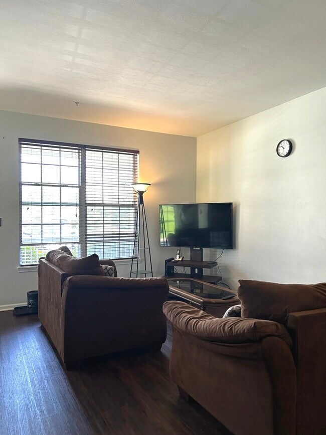 Foto del edificio - 4486 Timber Ridge Ct