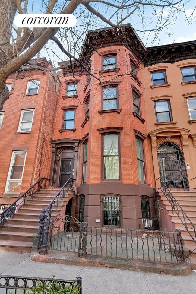 Building Photo - 316 Greene Ave