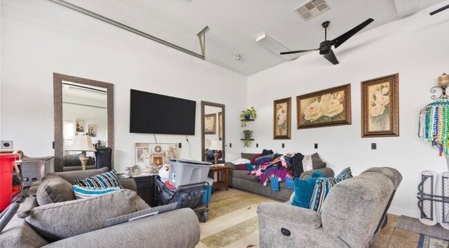 Foto del edificio - Affordable studio for rent in a great neighborhood