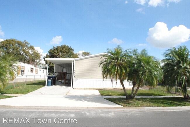 Building Photo - 3 br, 2 bath House - 4639 Bunting Ave