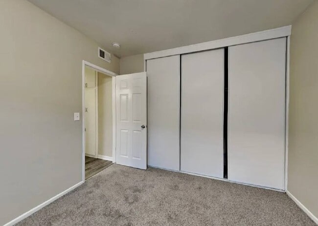 Building Photo - 403 Woodbine St