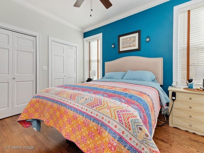 Master Bedroom - 2559 W Argyle St